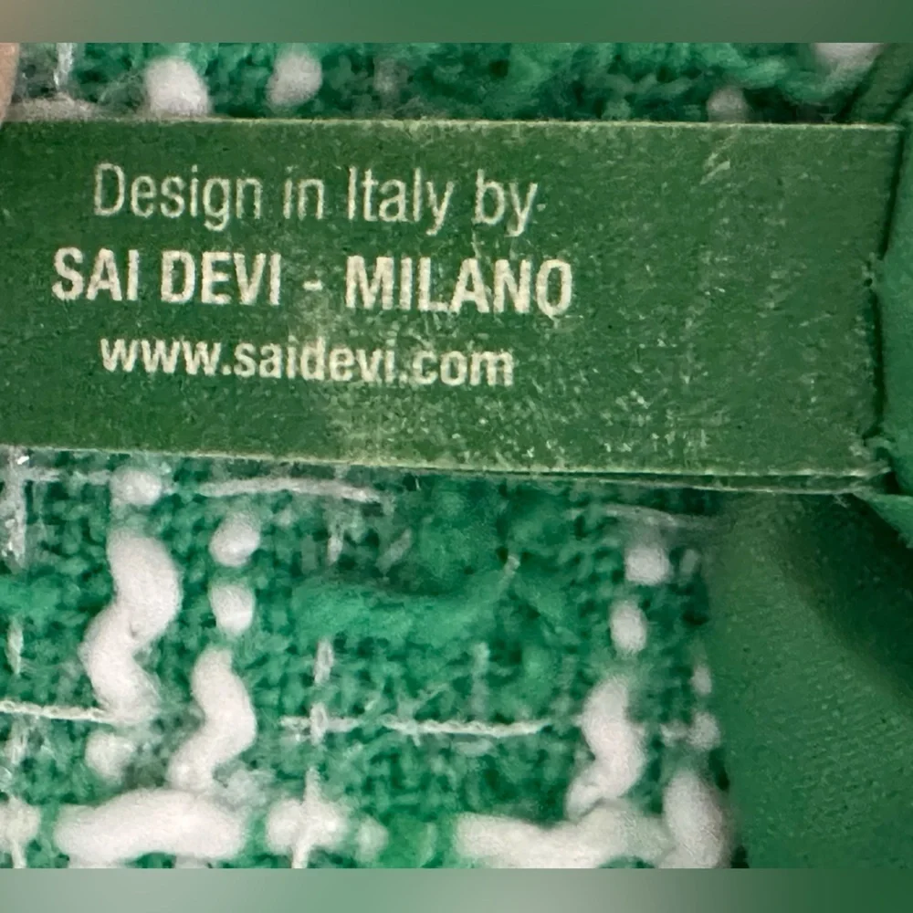 🍀Mario Badescu Green and White Cosmetic Bag with Gold Accents🍀